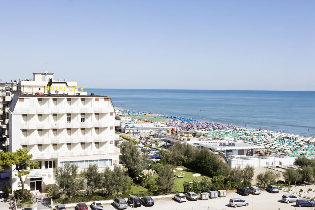 Hotel City Beach Resort