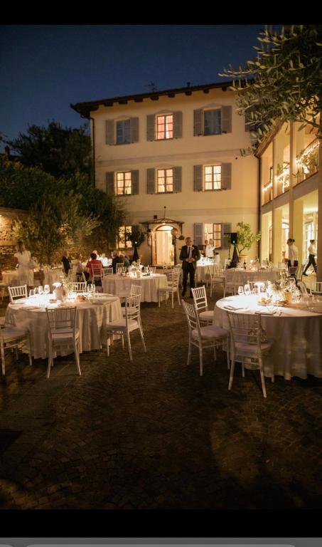 Albergo Castiglione Langhe