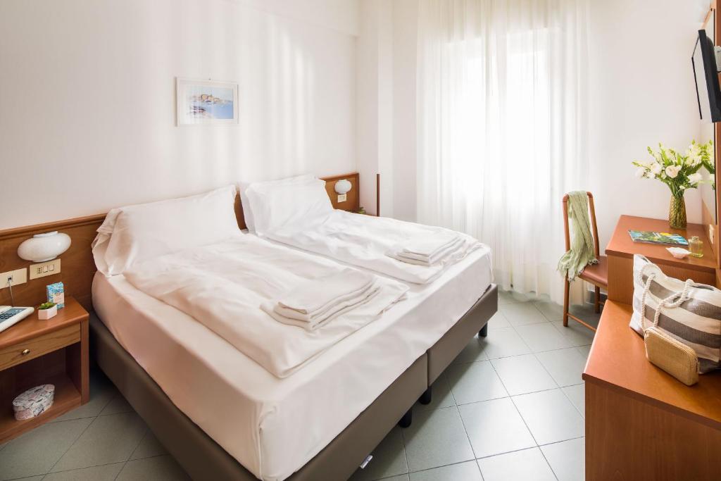 Hotel Tritone