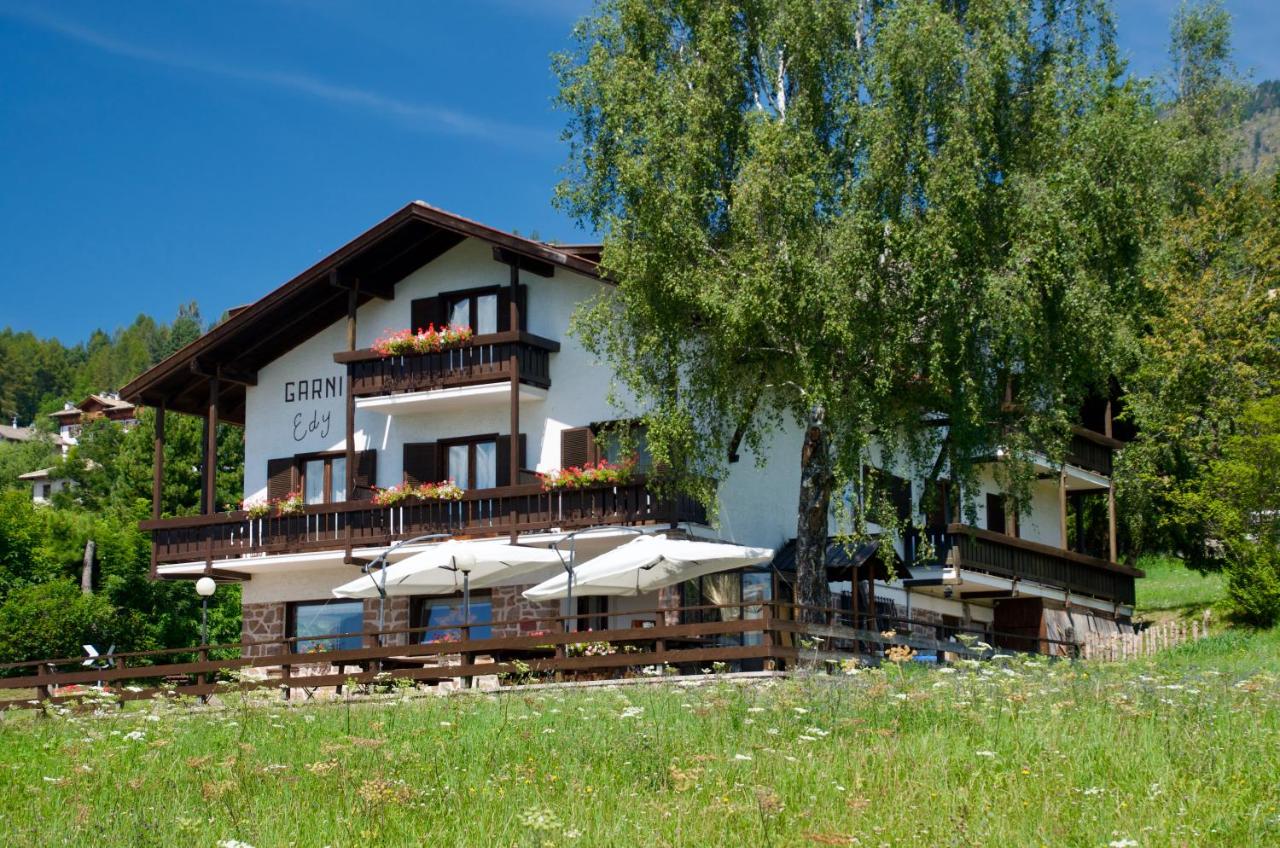 Ca. 2 km nach Cavalese